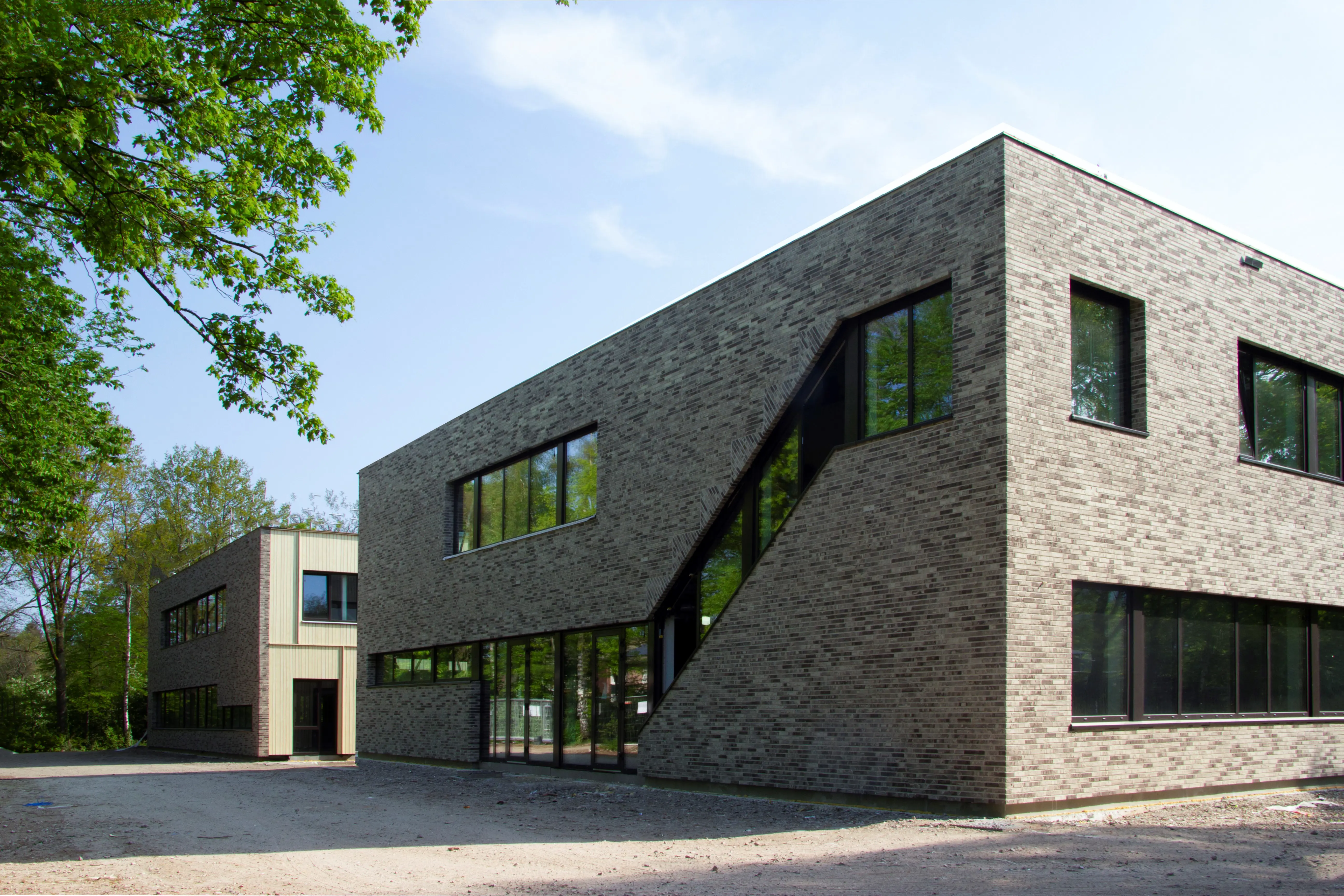 Strabrecht College