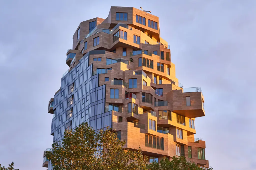 Valley - building 08-3